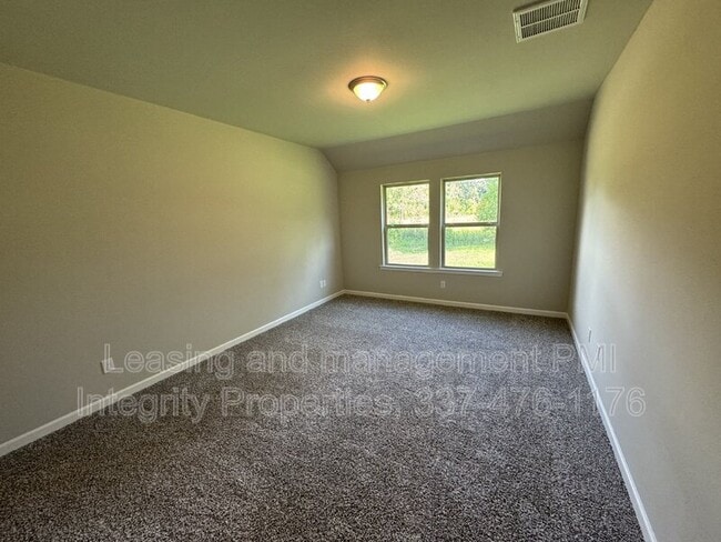 Building Photo - 119 Hl Vw Dr