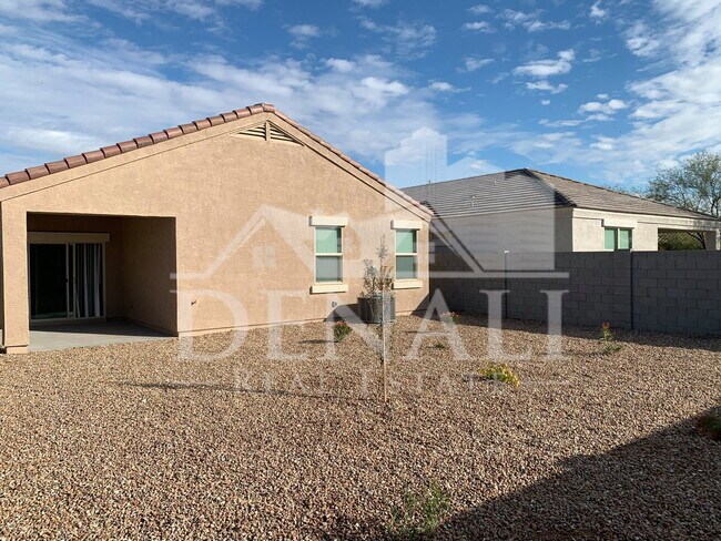 Building Photo - 36837 W Mediterranean Way