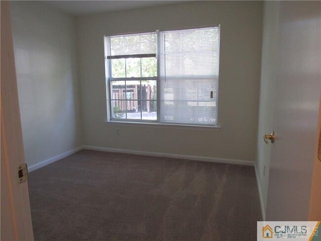 Building Photo - 701 Stony Brook Way