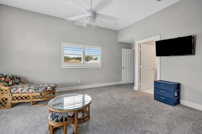 Building Photo - 3225 Braemar Way