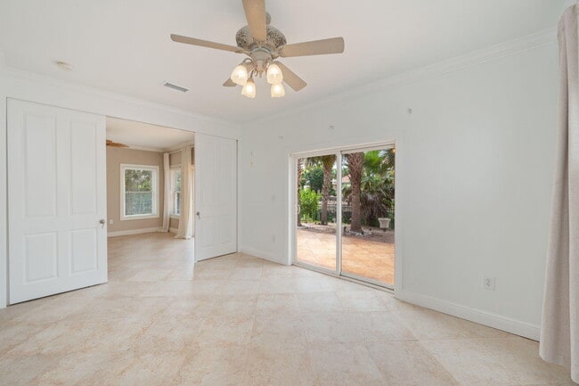 Building Photo - 272 Calusa Blvd