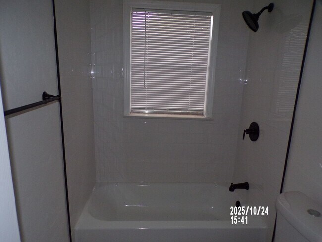 Building Photo - Fantastic redo