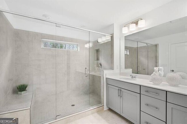 Building Photo - 1466 Halstead Pl