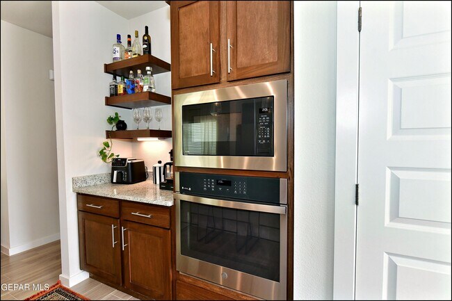 Building Photo - 15237 Ambition Ave