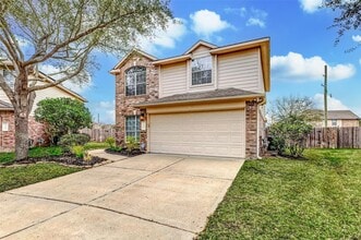 Building Photo - 6303 Applewood Forest Dr