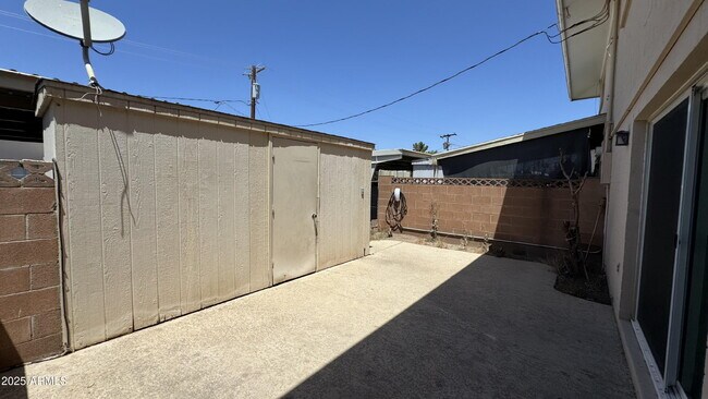 Building Photo - 8516 E McDonald Dr
