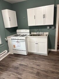 Building Photo - 303 Franklin St