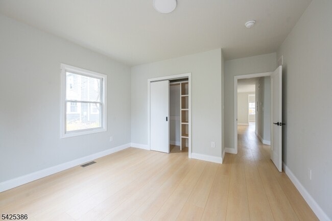 Building Photo - 59 Watchung Ave