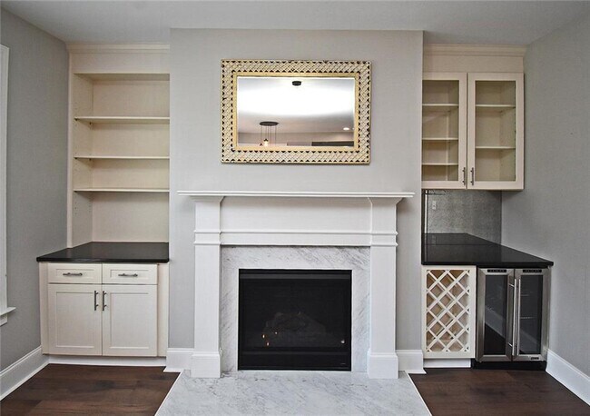 Building Photo - 2625 Hickory Hill Dr