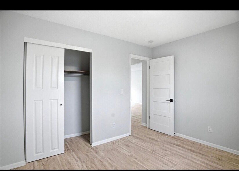 Building Photo - 4628 Johnson St NE