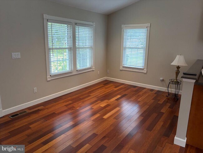 Building Photo - 24 Tern Dr