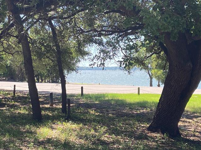 Building Photo - 104 County Rd 1296