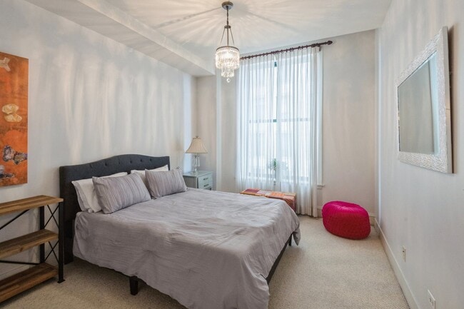 Building Photo - 888 S Michigan Ave