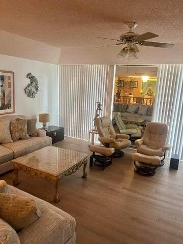 Building Photo - 4746 S Ocean Blvd