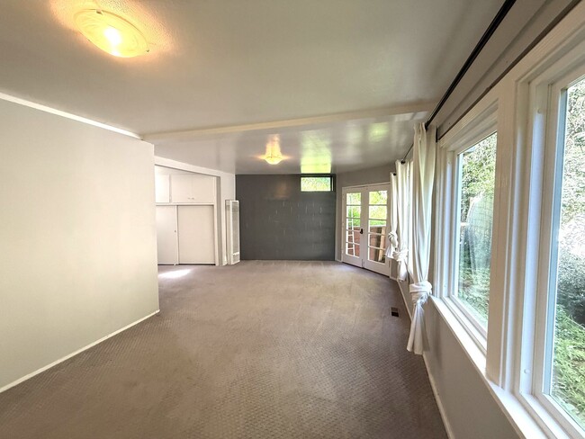 Building Photo - BEAUTIFUL THREE BEDROOM / TWO BATH MILL VALLEY HOME NEAR TOWN! SET IN THE REDWOODS