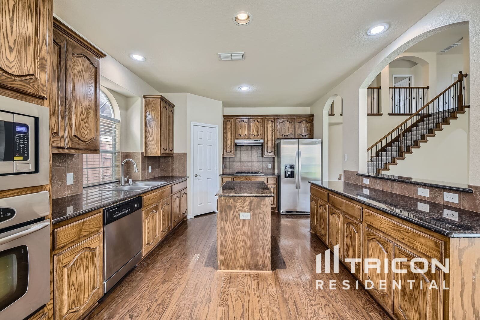 Building Photo - 5001 Pallas Ct