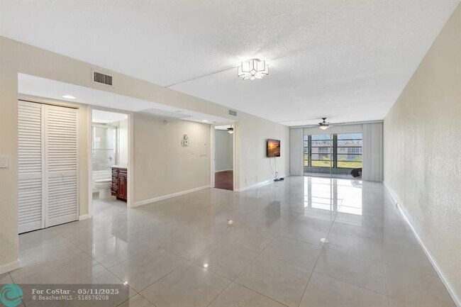 Building Photo - 1805 Eleuthera Point