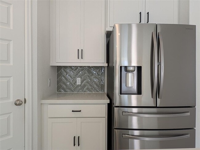 Building Photo - 2624 Franciscana Way