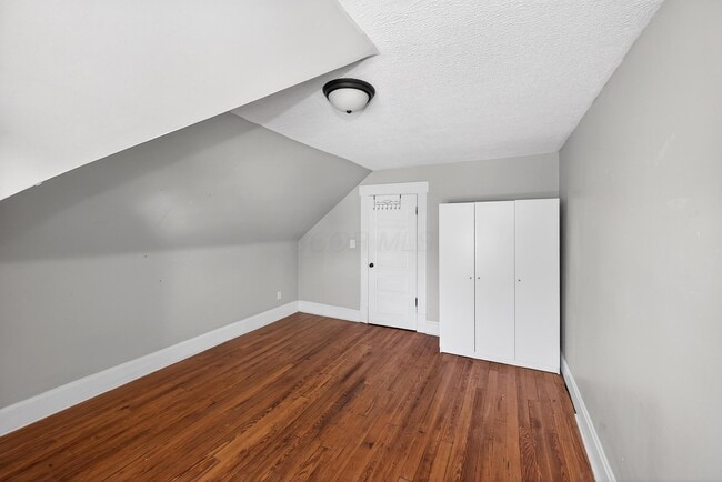 Building Photo - 1619 E Main St