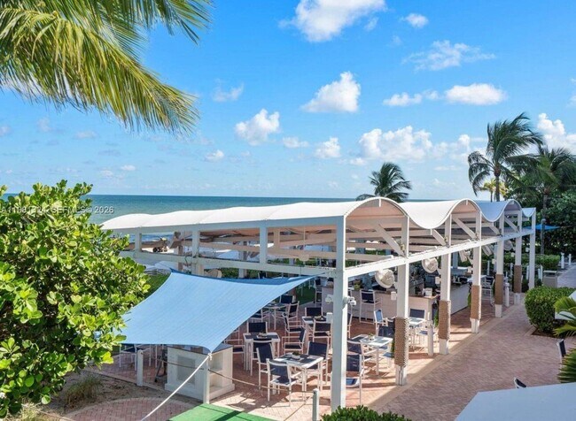 Building Photo - 18101 Collins Ave