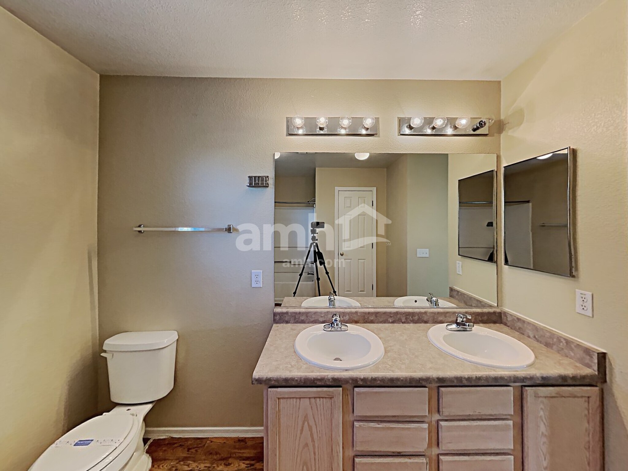 Building Photo - 360 E Atlas Cedar Pl