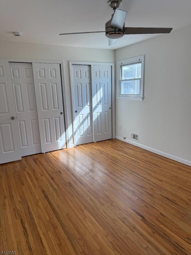 Building Photo - 18 Cooper Dr