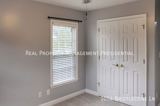 Building Photo - 1054 Bristlecone Ln