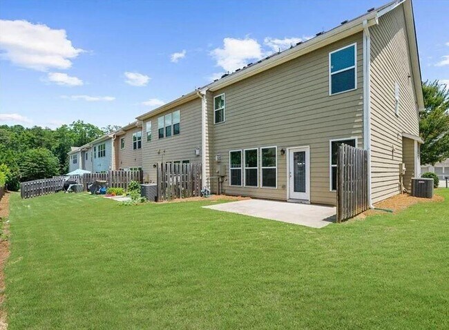 Building Photo - 1237 Fischer Trace