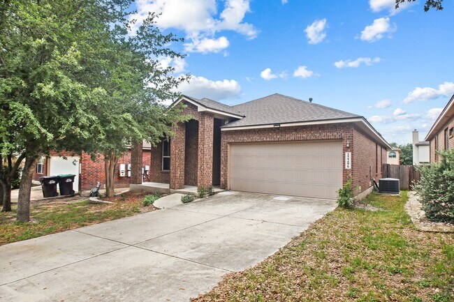 Building Photo - 3 Bedroom/2 Bath Alamo Ranch Subdivision
