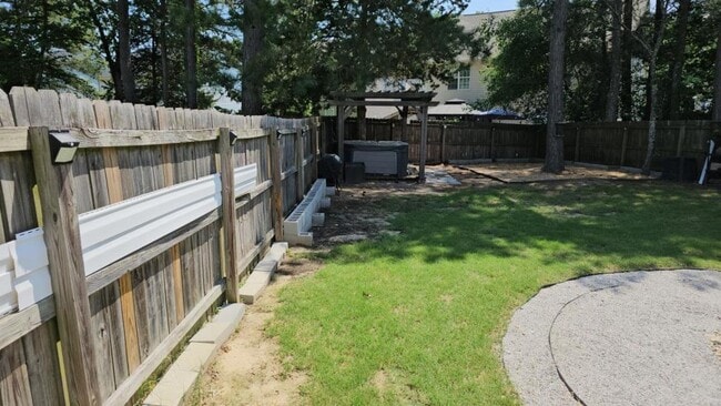 Building Photo - 108 Kimeo Way
