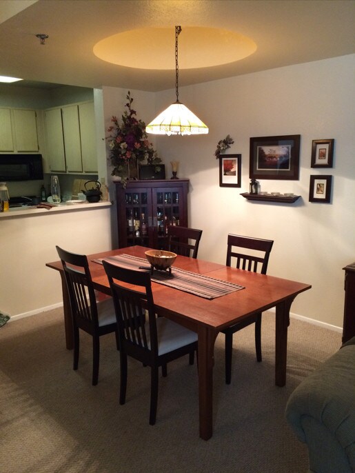 Dining Room - 535 Magnolia Ave