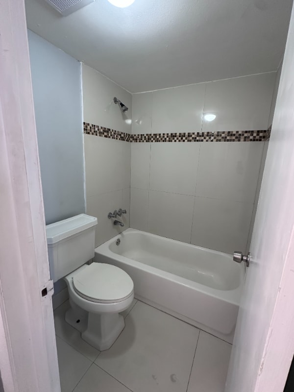 Building Photo - 19751 SW 114th Ave