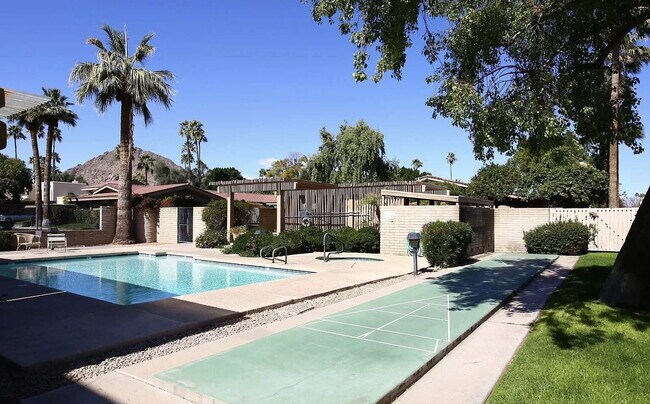 Building Photo - Furnished Luxury Condo in Guard-Gated Casa Del Monte | Prime Old Town Scottsdale Location