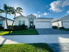 Building Photo - 5461 Pecan Dr