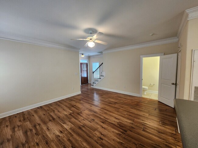 Building Photo - 115 Artisan Pl