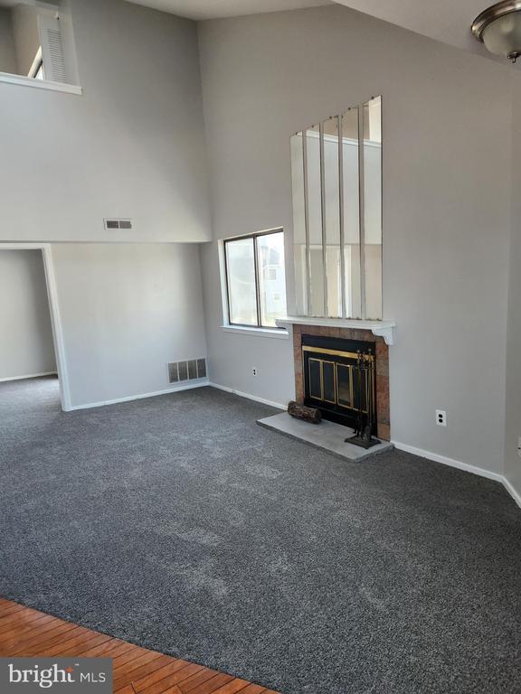 Building Photo - 5004 Tracy Ct