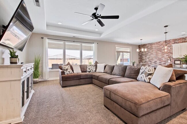 Building Photo - 3364 W 2490 S