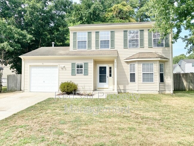 Building Photo - 926 Woodcreek Dr