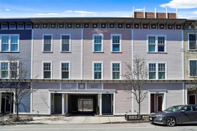 Building Photo - 493 Warburton Ave