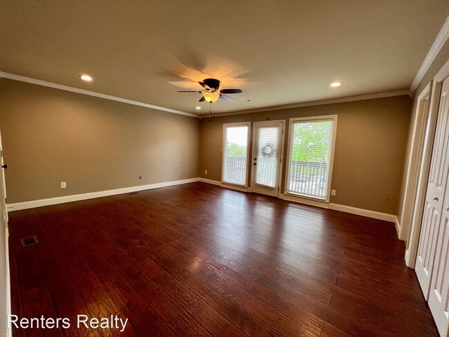 Building Photo - 3 br, 2 bath House - 3639 N Crestview Dr NW