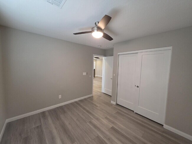Building Photo - 9456 Brough Ave
