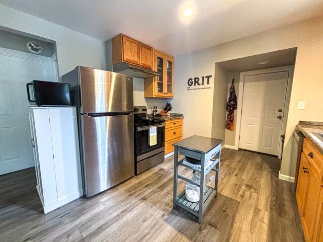 Building Photo - 15010 26th Ave NE