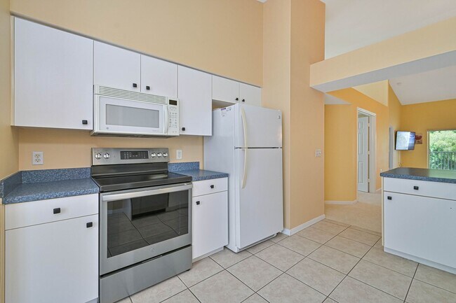 Building Photo - 22741 Sandy Bay Dr