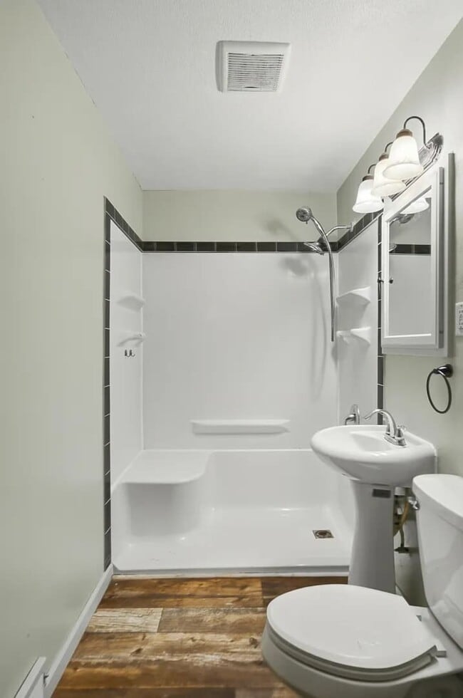 Building Photo - Kay Avenue