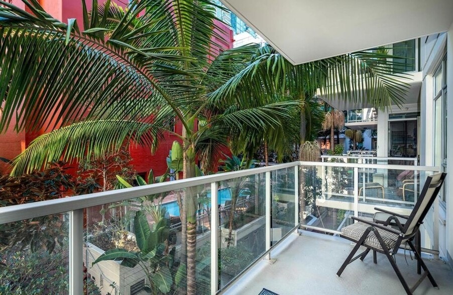 Building Photo - 1431 Pacific Hwy