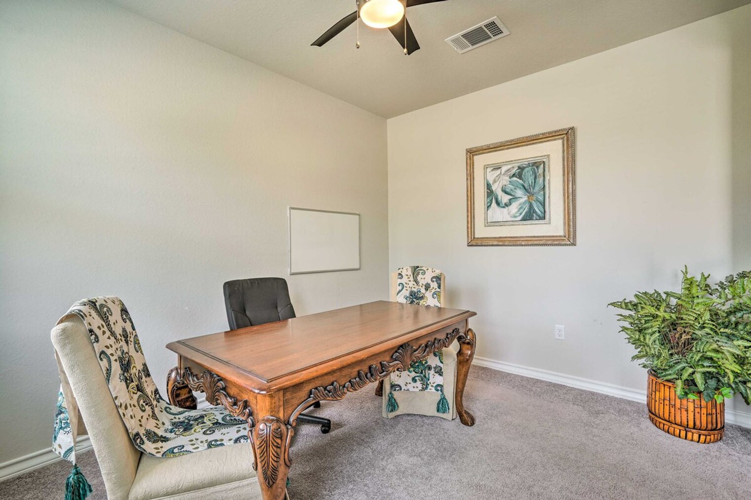 Building Photo - 5603 Chestnut Xing