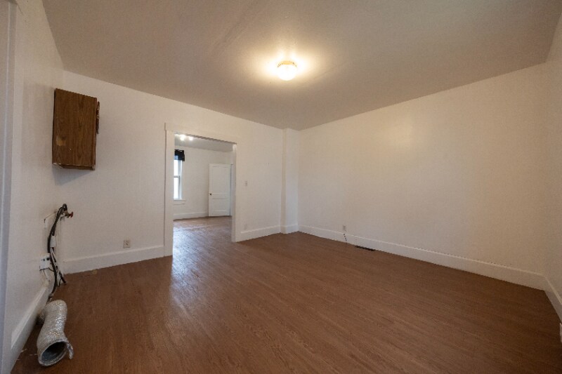 Building Photo - 439 Arlington Ave