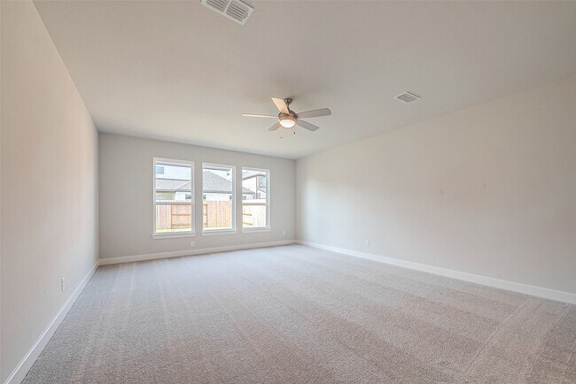 Building Photo - 21711 Emerton Cres Wy