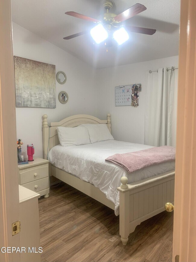 Building Photo - 12621 Tierra India Way