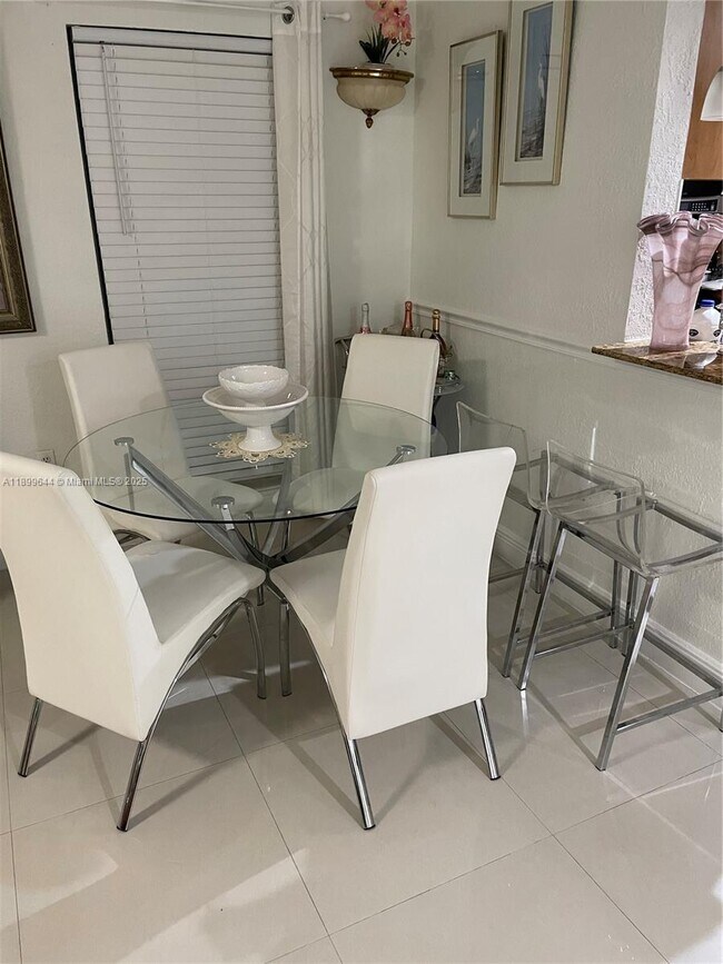 Building Photo - 7701 SW 88th St